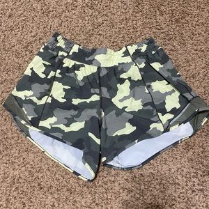 Lululemon Hottie Hot Short